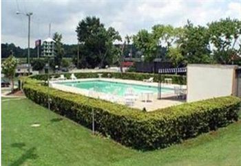 Birmingham Garden Inn Екстер'єр фото
